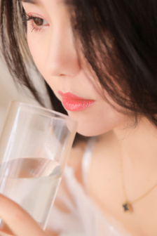 月球陨落